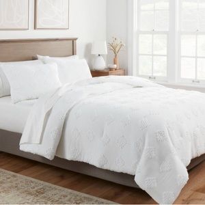 Threshold Tufted Diamond Crinkle Comforter & Sham Set Twin/Twin XL